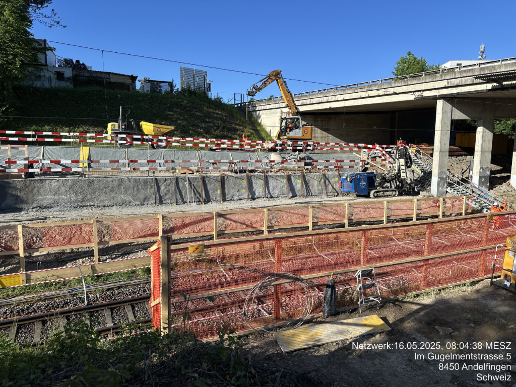 Vorarbeiten Weinlandbrücke: Schutztunnel nach den Werkleitungsarbeiten